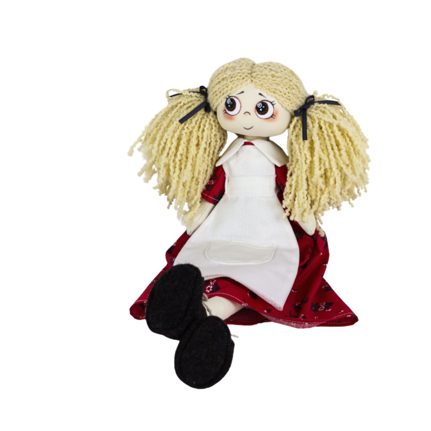 Păpușă handmade Nora – fetiță blondă cu codițe, rochie roșie și șorț alb - imagine 4
