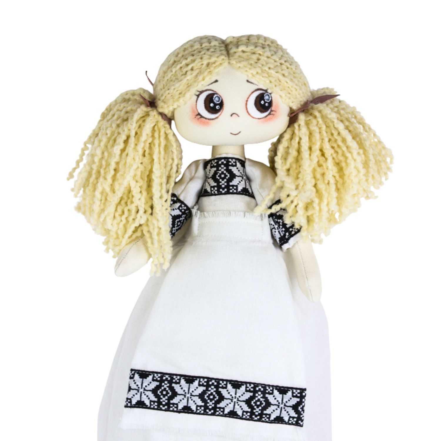 Păpușă handmade Nora – fetiță blondă cu ochi căprui și rochie tradițională - imagine 4