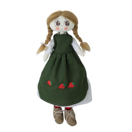 Păpușă handmade cu codițe, rochie albă și șorț verde cu căpșuni brodate